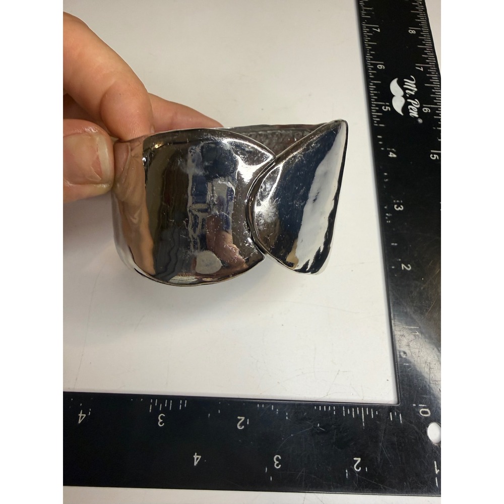Chicos Silver Tone Wide Hinged Cuff Bracelet Hammered Interior Statement Bypass